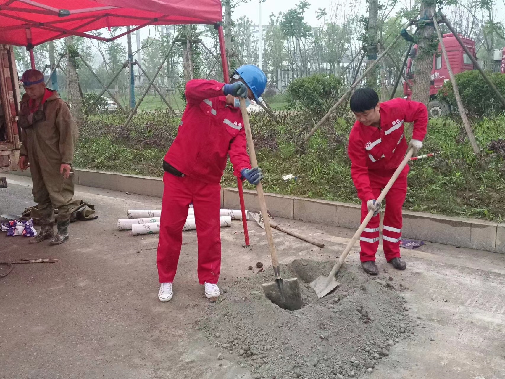 霍城管道疏通哪家好】及时进行市政管道清淤